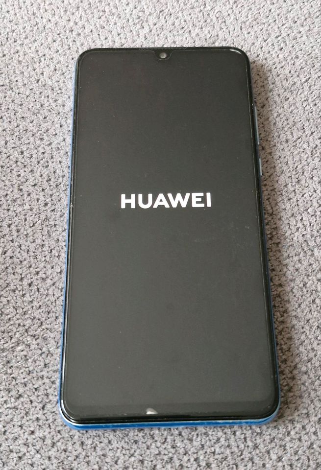 Huawei P30 lite in Neundorf 