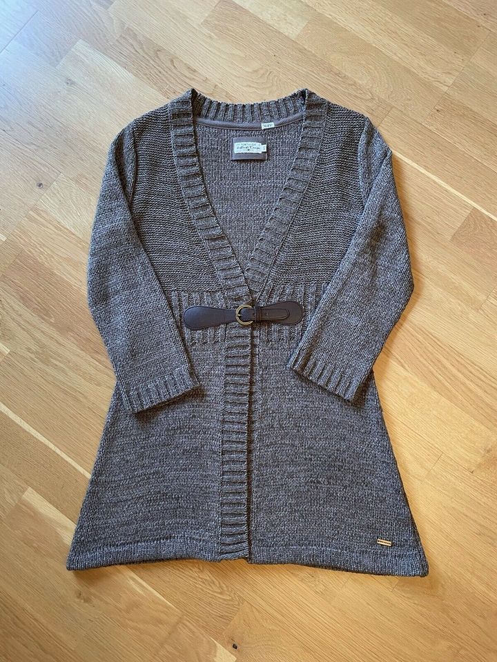 Long Cardigan Strickjacke Tom Tailor XS braun Schnalle in München