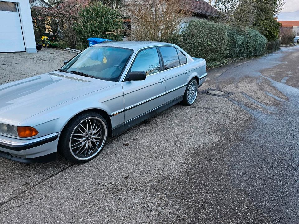 Bmw E38  730i V8 in Abtsgmünd