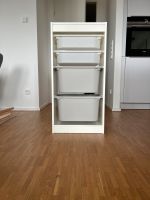 Ikea Trofast mit vier Kisten (weiß/grau) Hessen - Bad Vilbel Vorschau