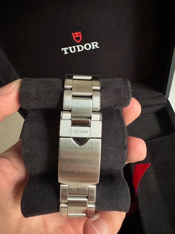 Tudor Black Bay 41mm Full Set M79230B-0008 in Köln