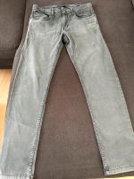 Angelo Litrico Jeans dunkelgrau Gr 33 grau Hose Herren Rheinland-Pfalz - Klein-Winternheim Vorschau