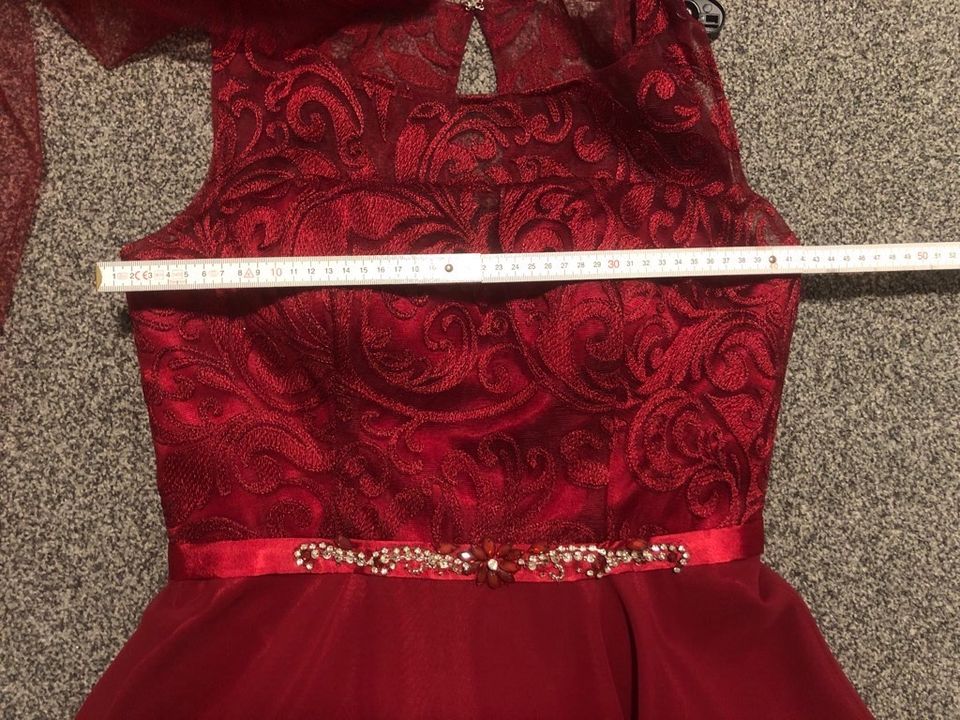 Kleid Konfirmation, Hochzeit, Jugendweihe Größe 38 Farbe rot in Heroldishausen