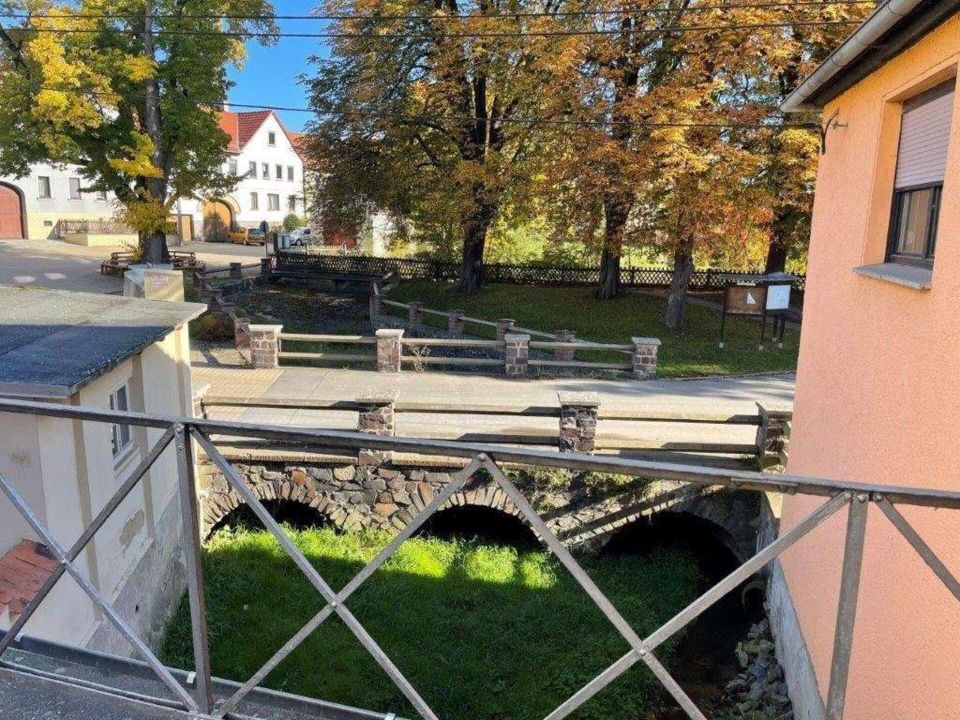 großes Fachwerkhaus- einst Brauerei und Bäckerei , geeignet als Mehrgenerationenhaus in Weira