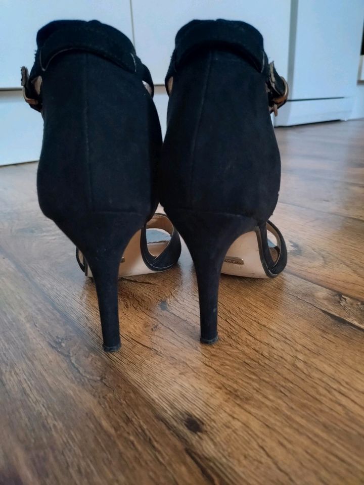 High Heels Buffalo schwarz gr 36 in Zeesen