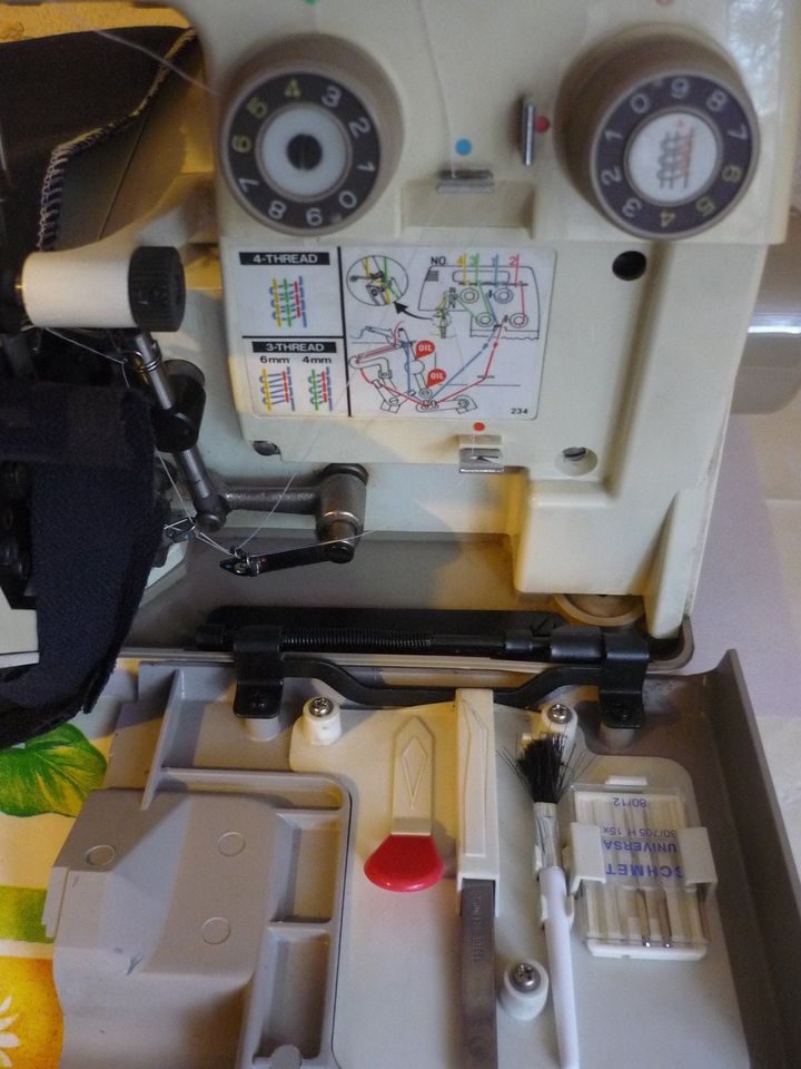 Nochmal reduziert!  Overlock Nähmaschine Bernette 234 von Bernina in Miltenberg