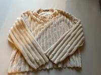 Pulli warm passend zum braunen Mantel in der Anzeige München - Moosach Vorschau