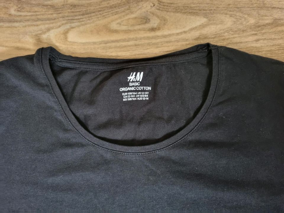 H&M Basic T-Shirt in Leipzig