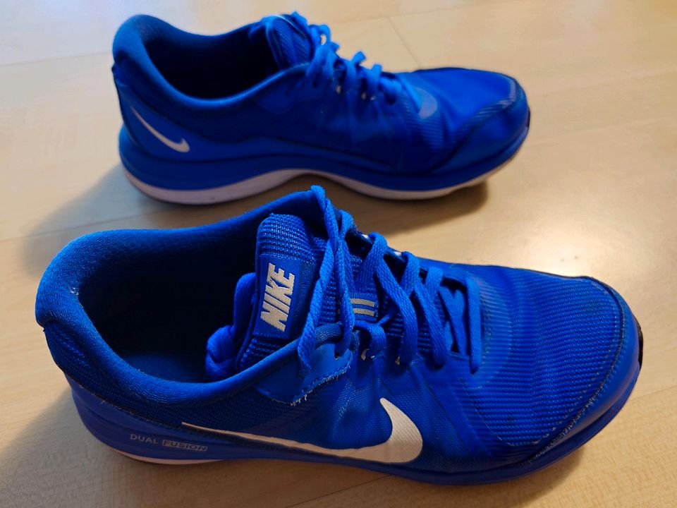 NIKE Sneaker Damen blau weiß Gr. 40 Schuhe dual fusion in Baden-Württemberg  - Herrenberg | eBay Kleinanzeigen ist jetzt Kleinanzeigen