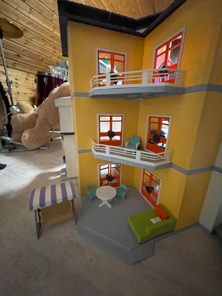 Playmobil Modernes City Wohnhaus -  nur Abholung in Essel (Aller)