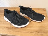 Sneakers Turnschuhe Hallenschuhe Gr. 40 dunkelblau Nordrhein-Westfalen - Bad Driburg Vorschau