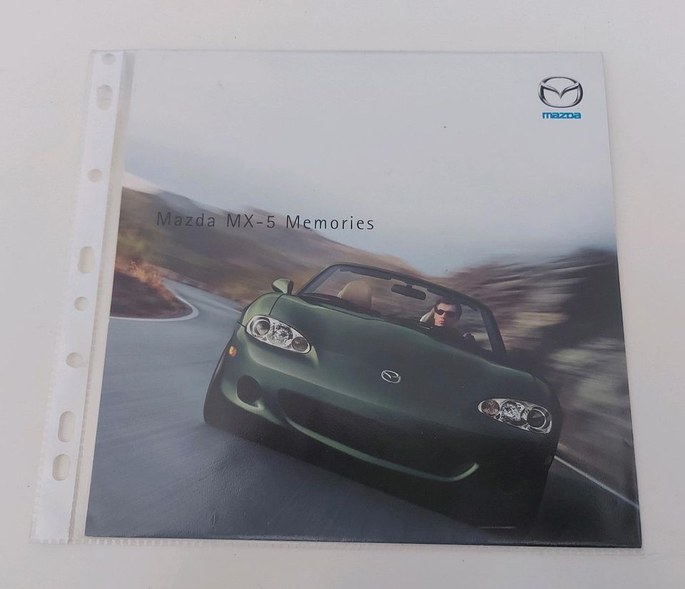 Prospekt Mazda MX-5 Memories 04/2001 in Meezen