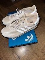 Neue Adidas gr.40 Brandenburg - Michendorf Vorschau