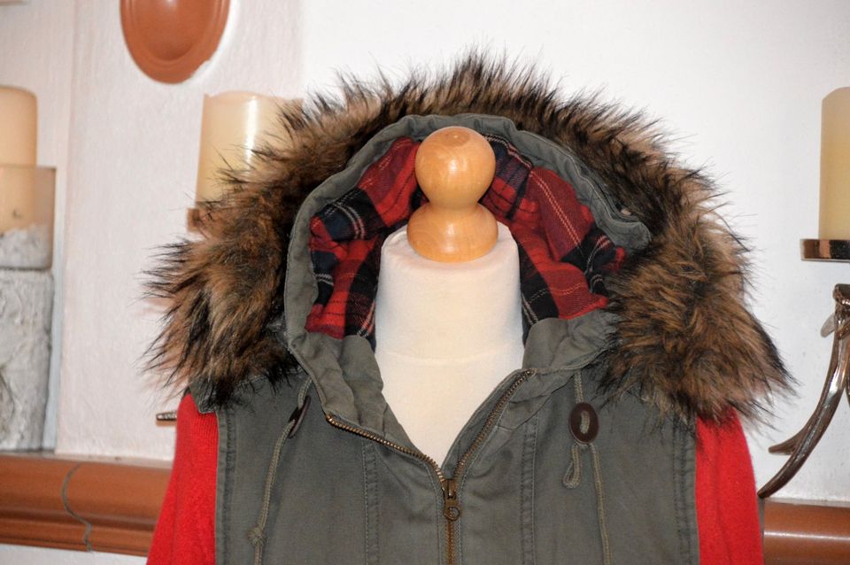 Tommy Hilfiger Weste Kunstfell Outdoorweste Jacke Teddyfell S 36 in Heppenheim (Bergstraße)