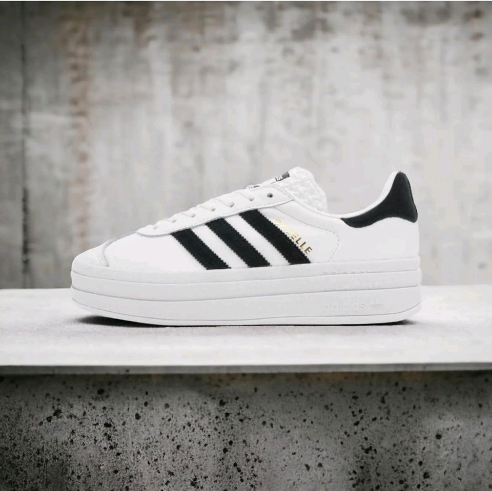 Adidas Originals Gazelle Bold W Sneaker weiß 41 in Mühlheim am Main