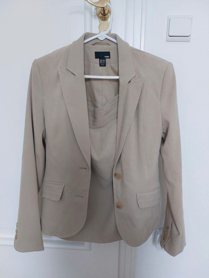 Jackett / Blazer mit Rock in Schöneiche bei Berlin