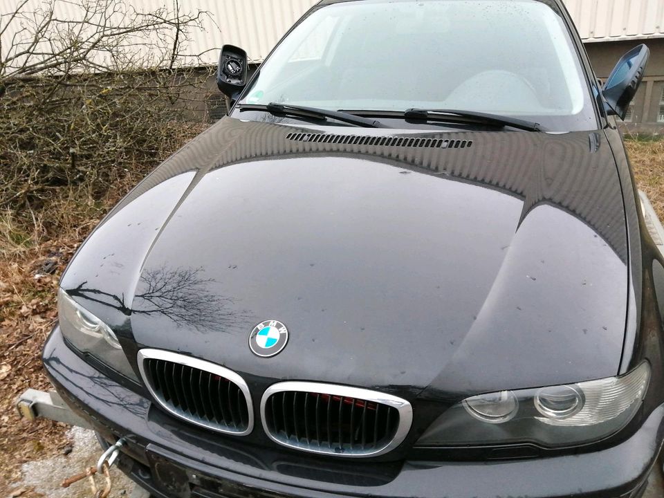 Bmw e46 coupe 318 ci Schlacht schlachtfest teile facelift shaphir in Remscheid