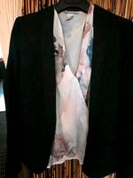 H & M Blazer GR.34 Schwarz / 2 Blusen..gerne Paket Bayern - Bobingen Vorschau