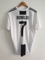 Original Juventus Turin Trikot | Ronaldo 7 | 2018 2019 | XL Berlin - Reinickendorf Vorschau