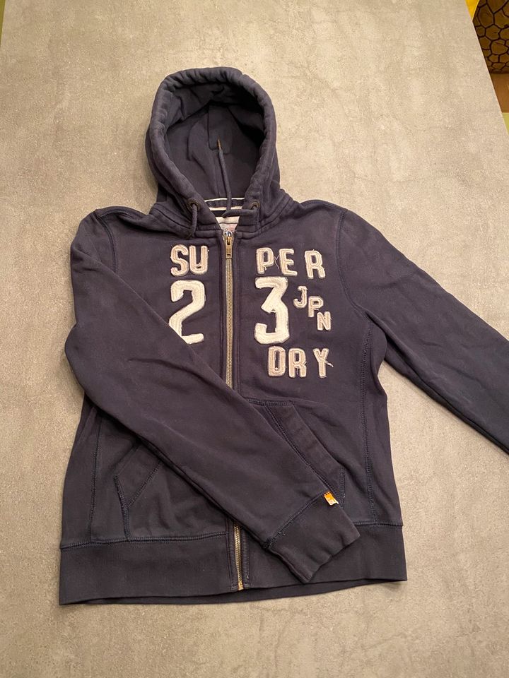 Superdry Kapuzenjacke Sweatjacke Gr. M in Krefeld