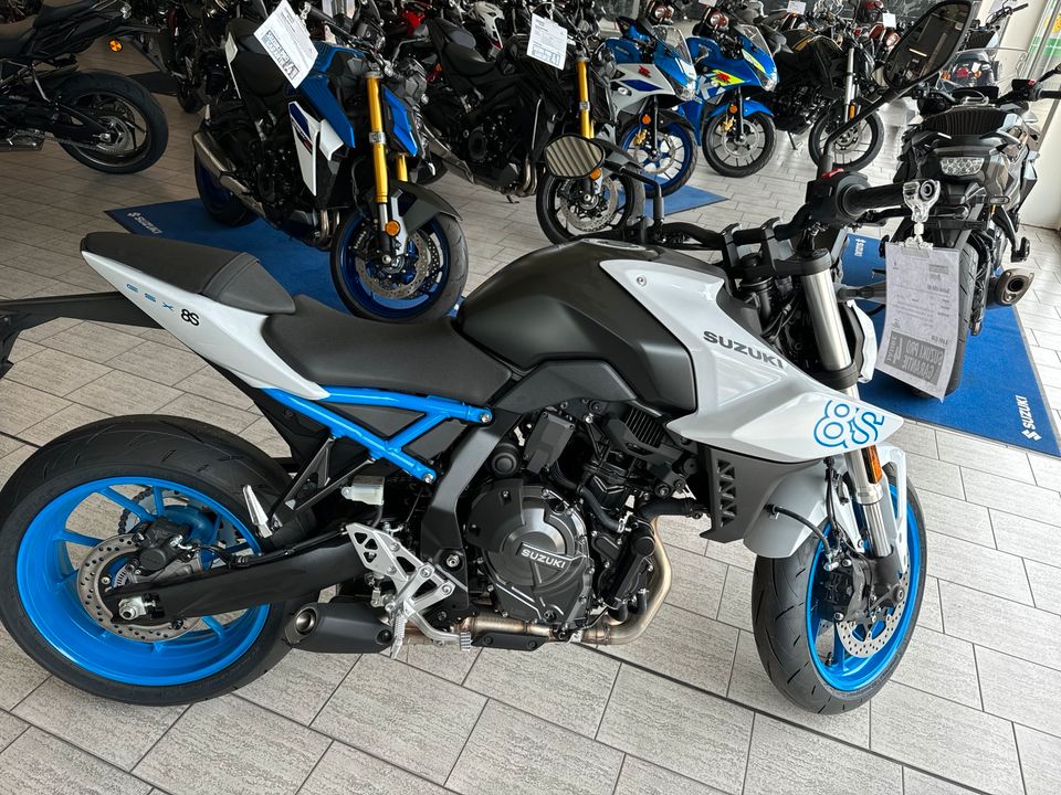 Suzuki GSX-8S in Duisburg