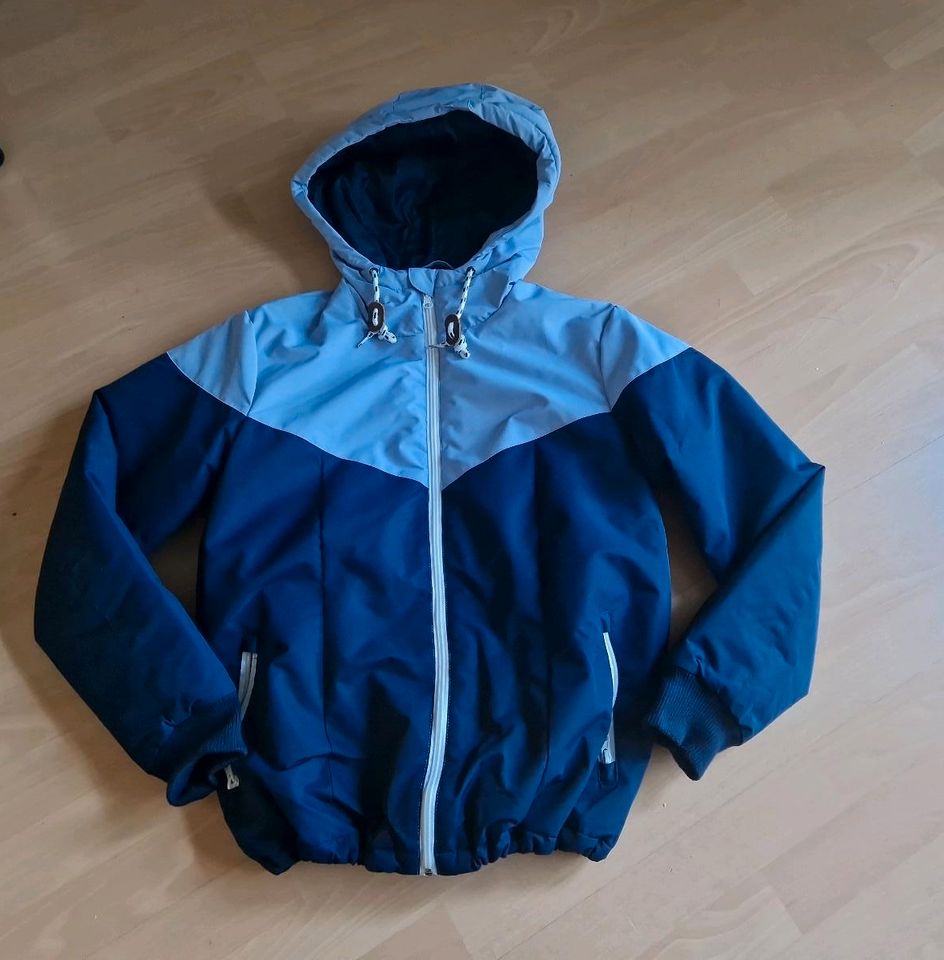 Winterjacke Gr. 40 in Kritzmow