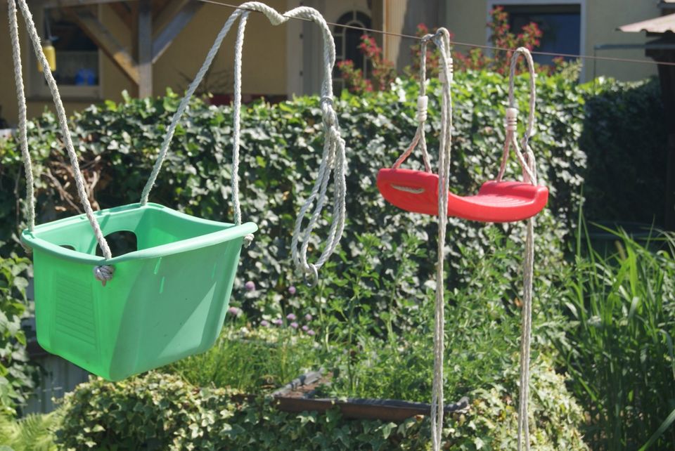 2 x SCHAUKEL KINDERSCHAUKEL  KINDERSPIELZEUG SPIELPLATZ  KIND in Nennhausen