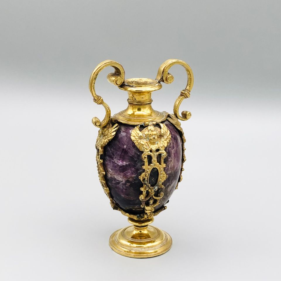 Vase aus 17. Jhd. ! Renaissance Antik Antiquität Bronze Stein in Köln