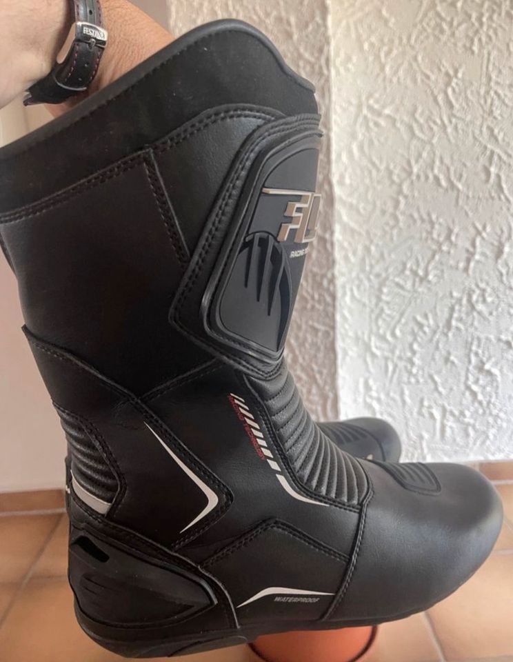 Motorrad Stiefel FLM Gr.44 in Saarbrücken