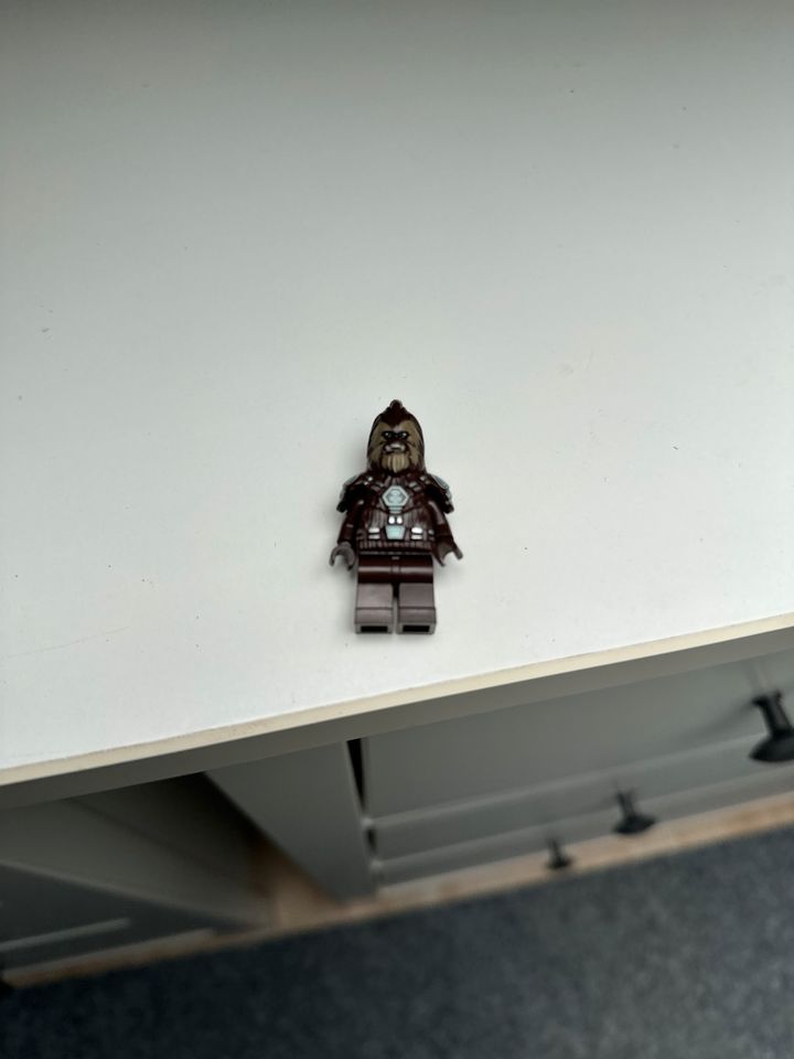 Lego Chief Tarfful Star Wars Minifigur in Pattensen