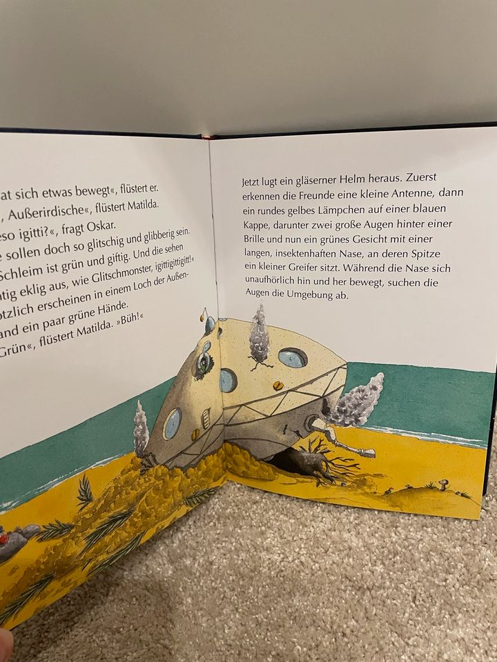 Buch Der kleine Drache Kokosnuss im Weltraum in Berlin