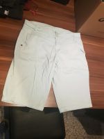 Shorts in Türkis Gr. 40 Niedersachsen - Zetel Vorschau