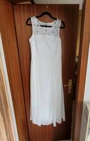 Schönes weißes Kleid von BPC in Größe 40 Hessen - Kriftel Vorschau
