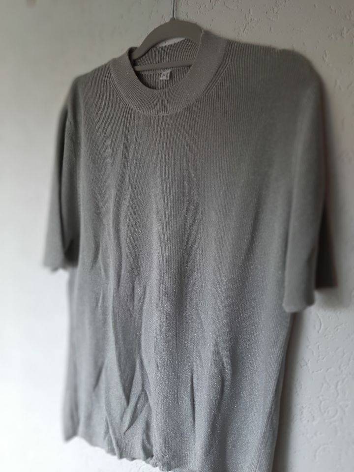 T-Shirts Kurzarm 44/46 in Reichenbach (Vogtland)