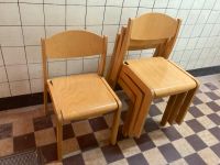 Holzstühle 4 Stück Klassiker stapelbar Düsseldorf - Pempelfort Vorschau