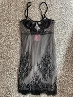 Hunkemöller Unterkleid spitze S sexy schwarz neu Etikett Hessen - Kaufungen Vorschau