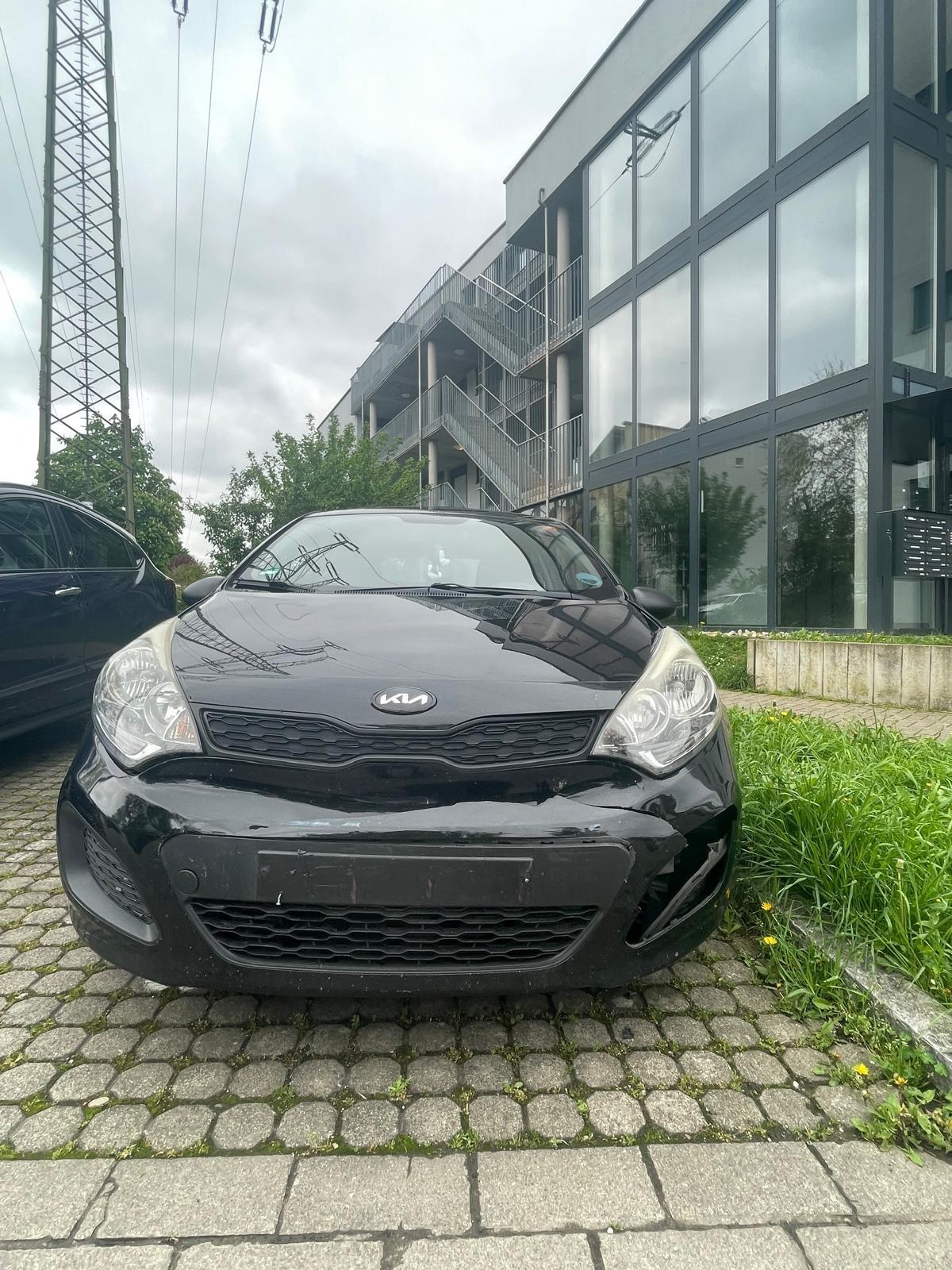 Abbildung des Autos Kia Rio 2012