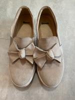 Schuhe mit Schleife München - Allach-Untermenzing Vorschau