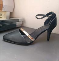 Damen Schuhe Pumps schwarz Gr. 42 Niedersachsen - Vechta Vorschau