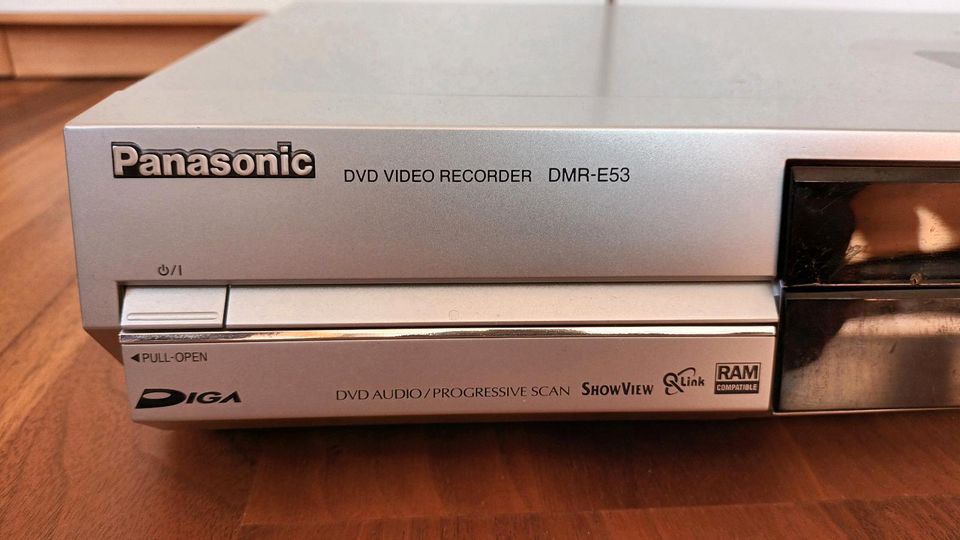 DVD Recorder Panasonic DMR-E53 in Bad Birnbach