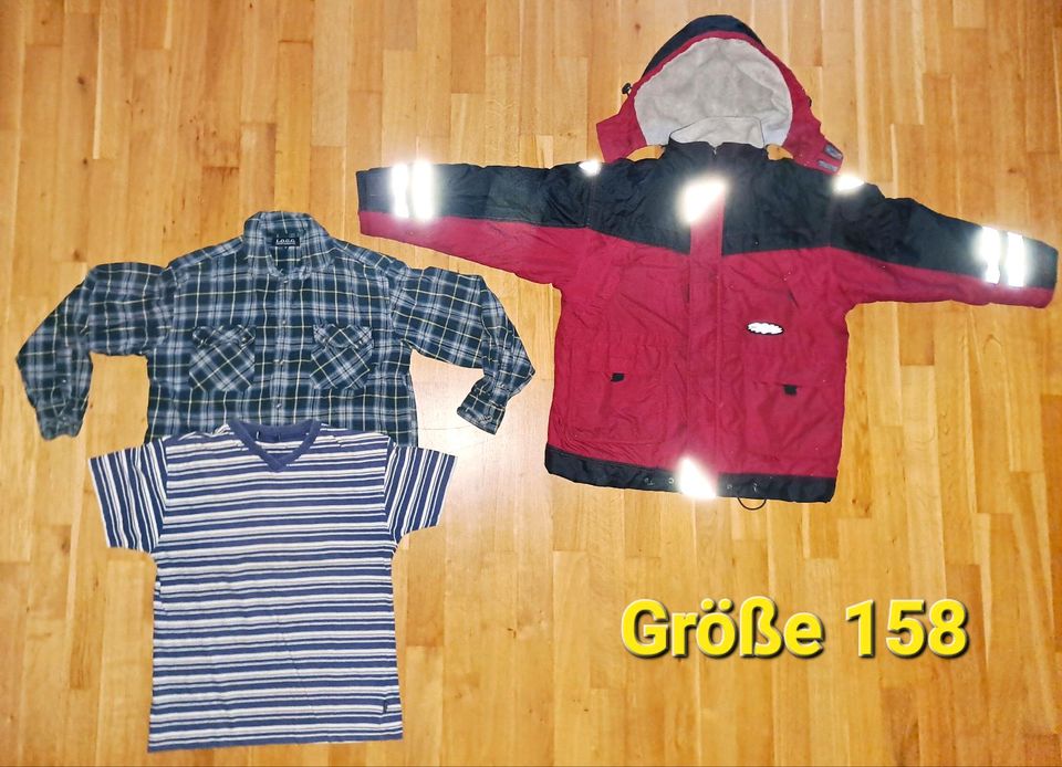 Kleiderpaket für Jungen (Jacken, Jeans, Shirts) Gr. 146-176 in Frankfurt am Main