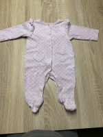 Babykleidung Gr. 62 Schlafanzug pyjama Mädchen lila Sterne Bayern - Großkarolinenfeld Vorschau