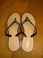 Flipflop Catwalk Zehentrenner Sandalen Neu 40 41 schwarz Glitzer Bayern - Benediktbeuern Vorschau