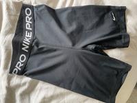 Nike Radlerhose in sx Ludwigslust - Landkreis - Neu Gülze Vorschau