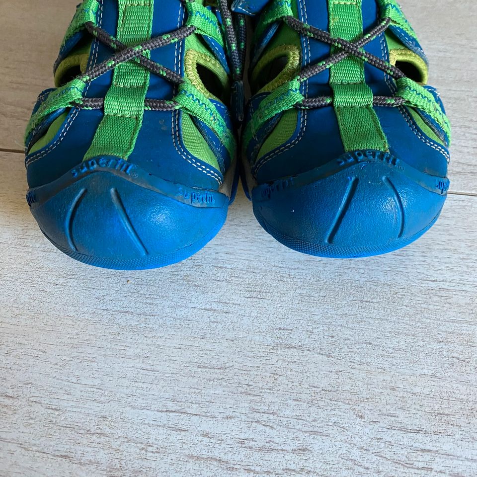 Superfit Sandalen Gr. 35 vorn geschlossen blau grün in Dresden