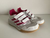 Adidas Sportschuhe Turnschuhe Gr. 34  Mädchen Niedersachsen - Salzgitter Vorschau