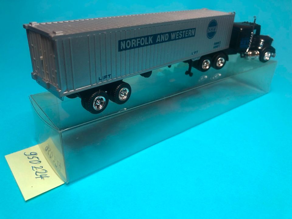 herpa – Konvolut 7 US-Trucks in Tangstedt