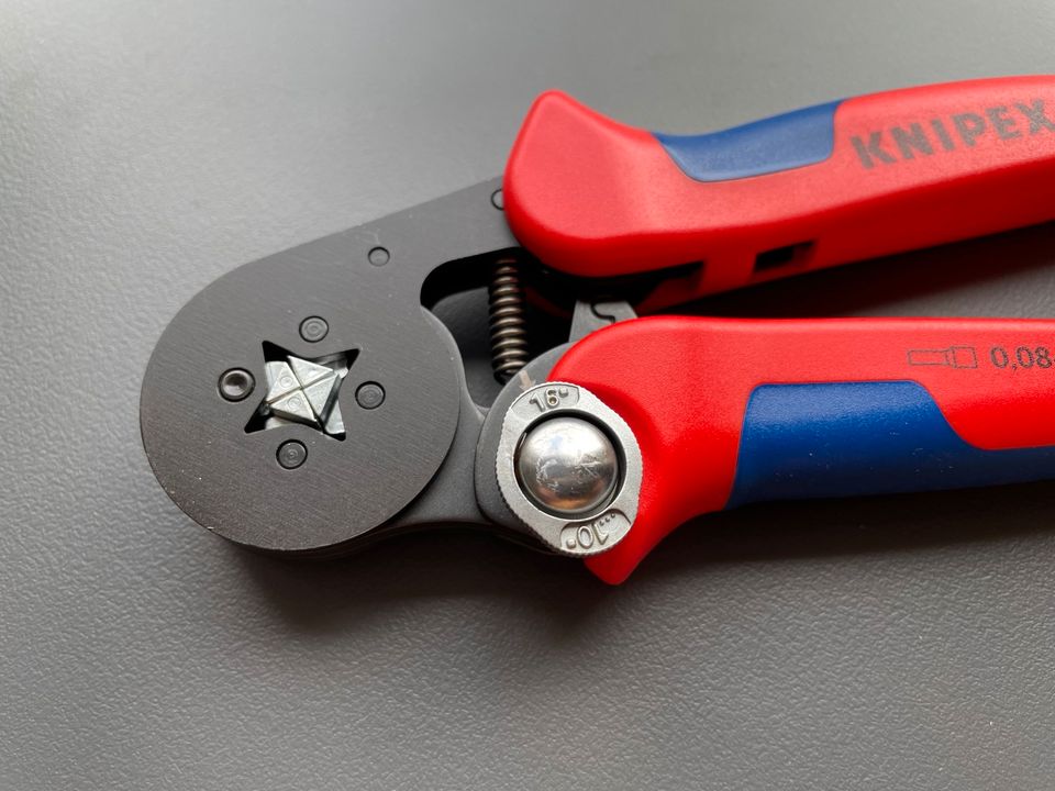 Knipex Würth Selbsteinstellende Crimpzange Twin NextStrip in Braunschweig