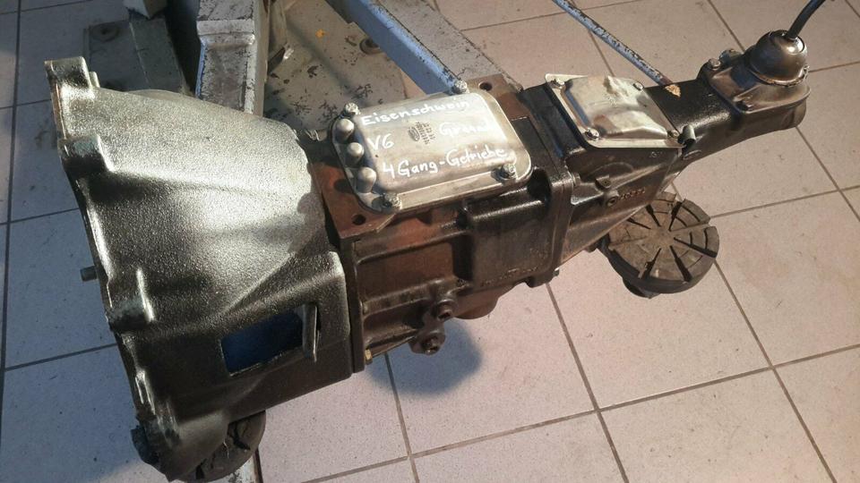 Ford Getriebe 4 Gang V6 Granada Eisenschwein V6 2,6L 2,8L 3,0L in Raubling