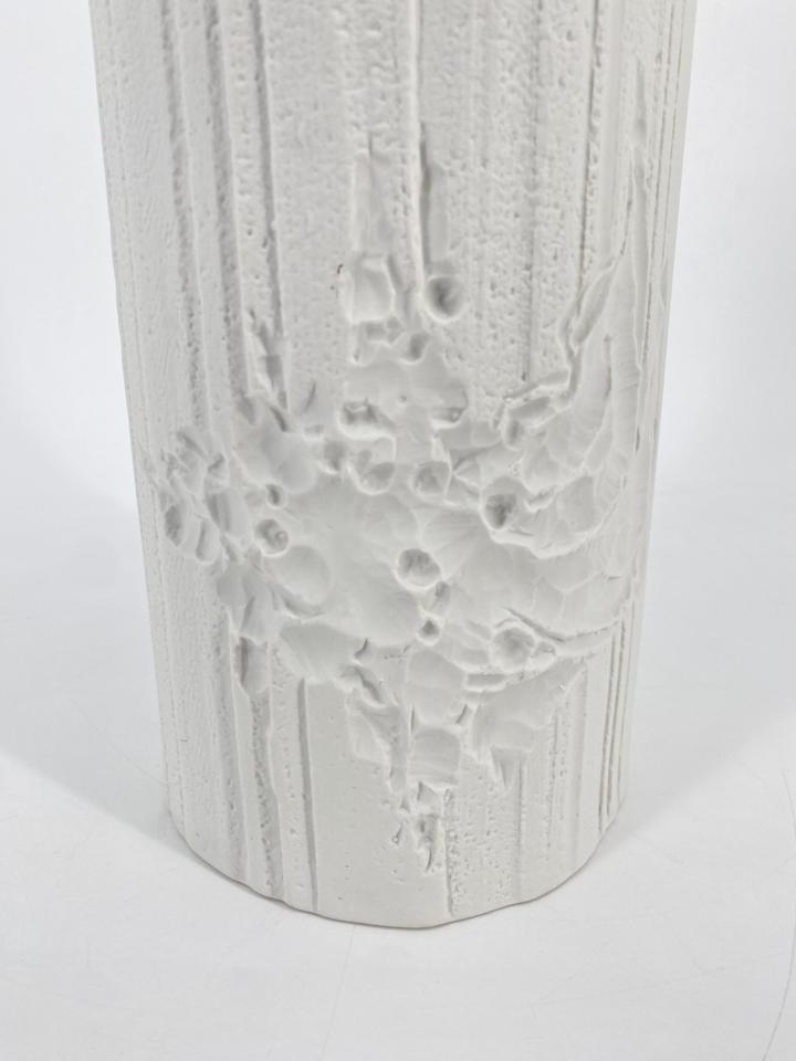 * VASE BISKUITPORZELLAN OP ART HEINRICH FUCHS HUTSCHENREUTHER in Berlin